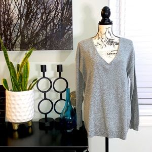 EXPRESS Heather Grey V-Neck Open Back Sweater Medium